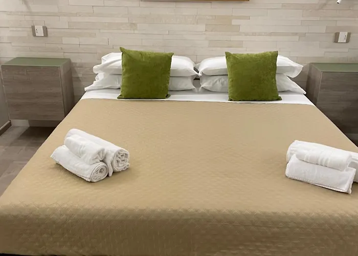 Al Corso Charming ペスキチ