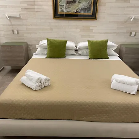 Al Corso Charming 페스키치