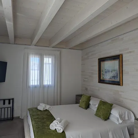 Al Corso Charming 4* ペスキチ